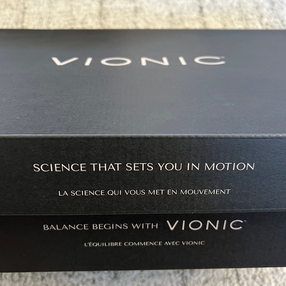 Vionic Women’s Fallbrook Water Resistant Knee High Boots - Picture 11 of 12